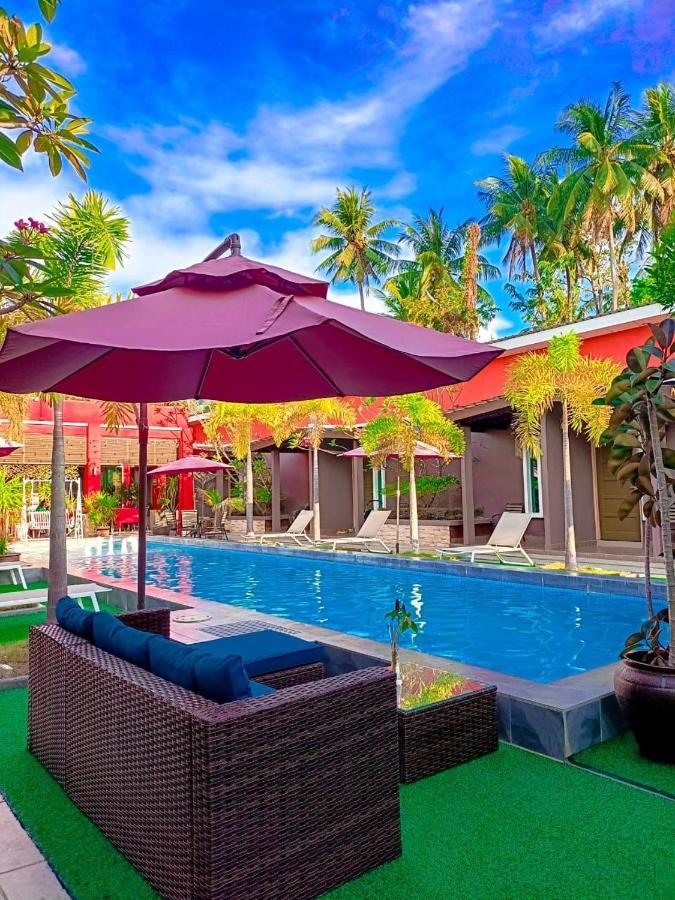 Villa Abadi Resort Pantai Cenang  Esterno foto