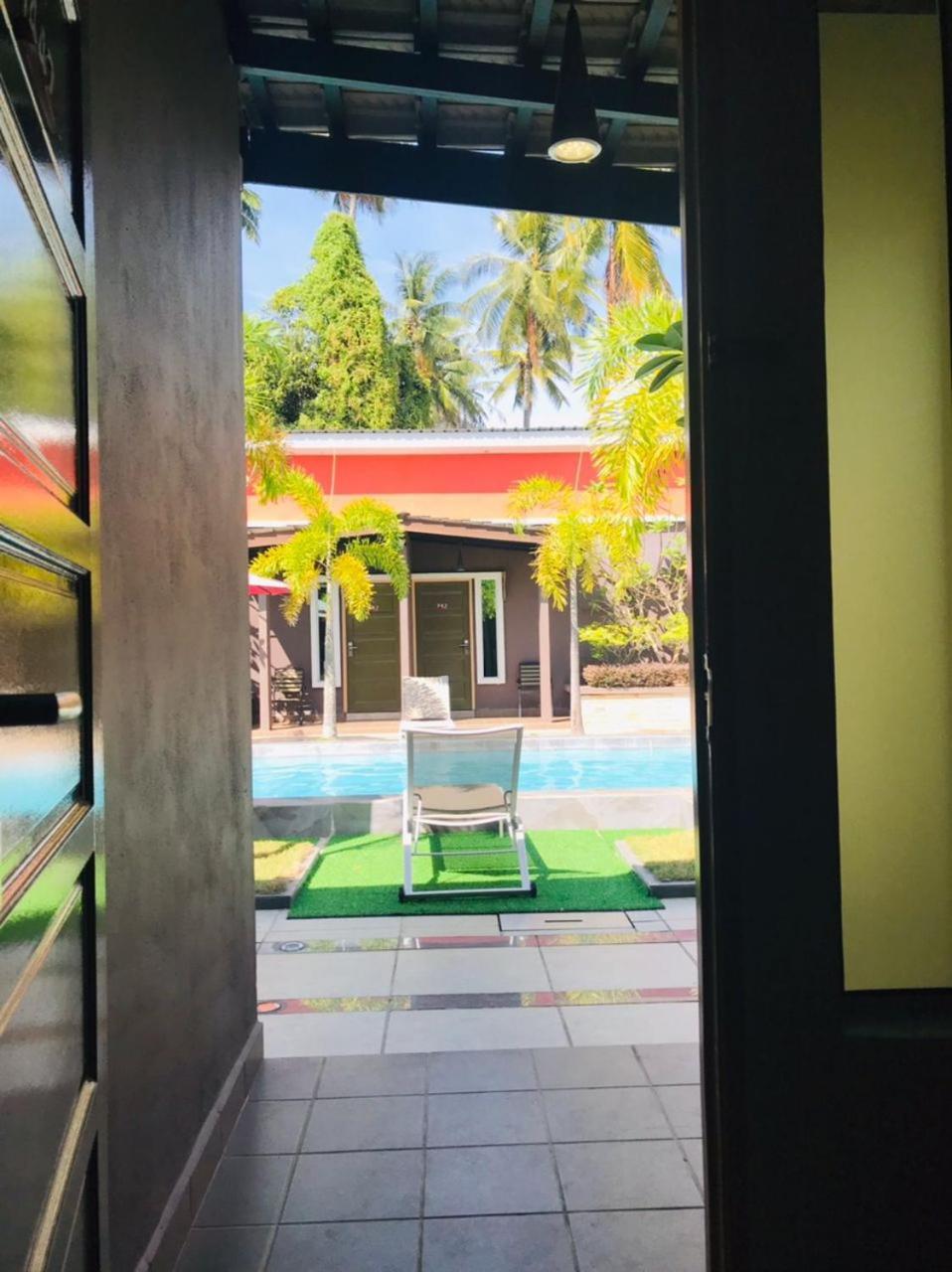 Villa Abadi Resort Pantai Cenang  Esterno foto